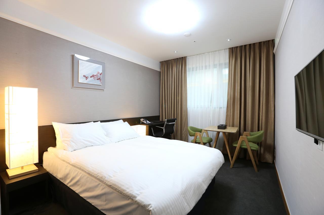 Benikea Premier Hotel Dongdaemun โซล ภายนอก รูปภาพ